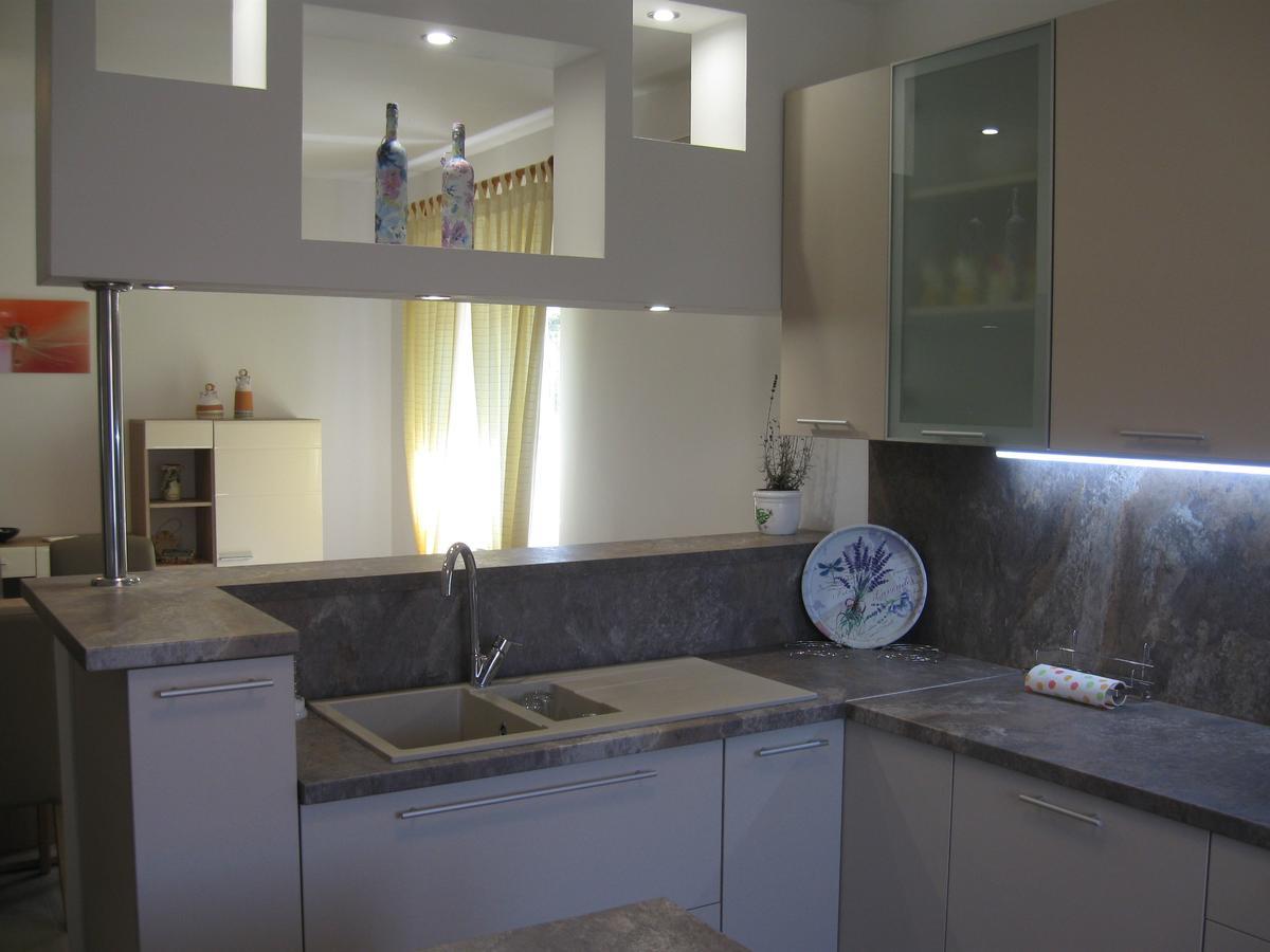 Ane Apartment Loborika Kültér fotó